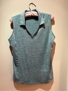 Lady Hogan Heathered green Top